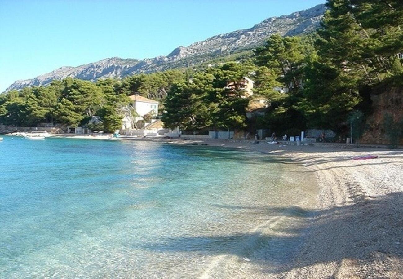 Apartments Lovre - Close To The Sea Brela Esterno foto
