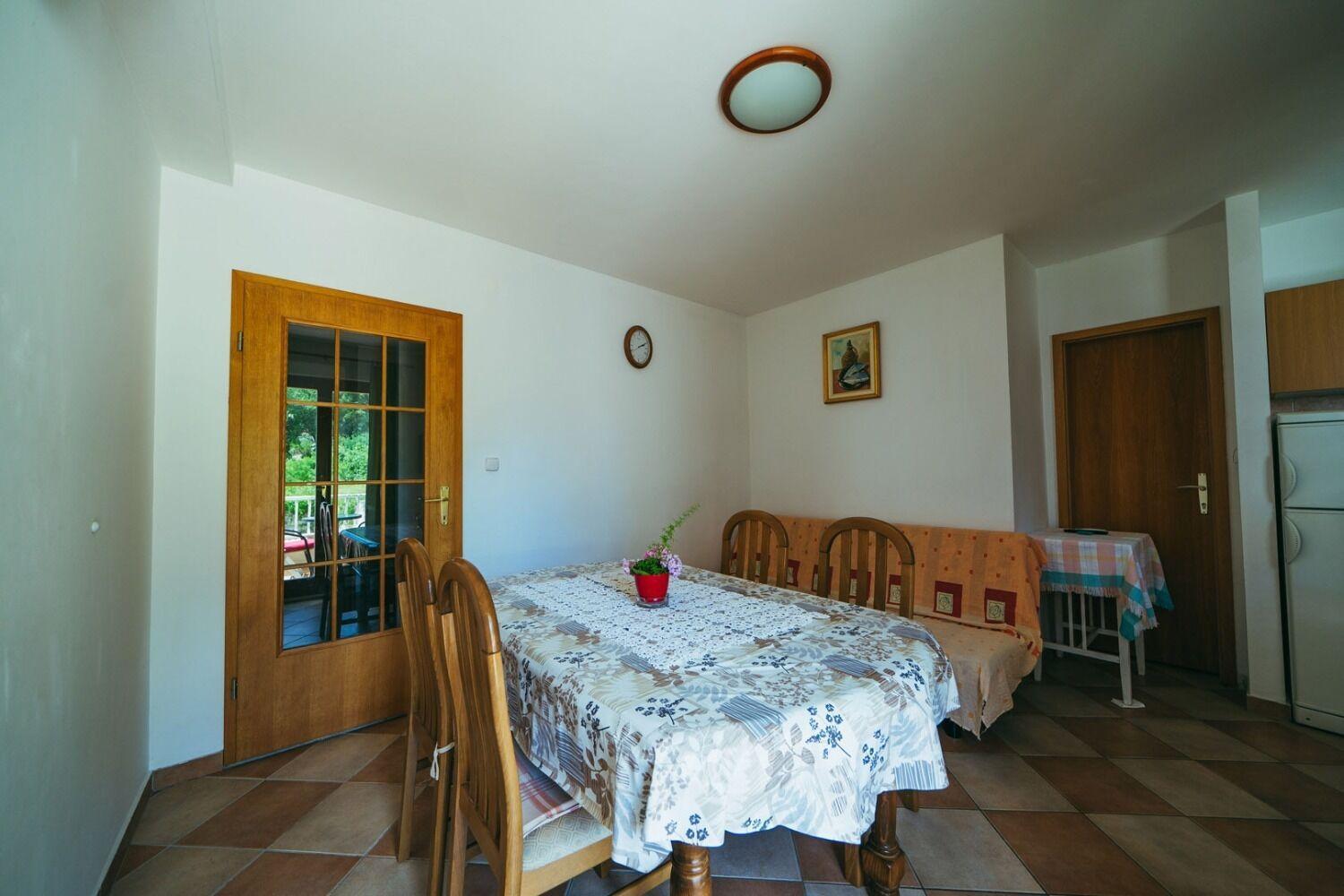 Apartments Lovre - Close To The Sea Brela Esterno foto