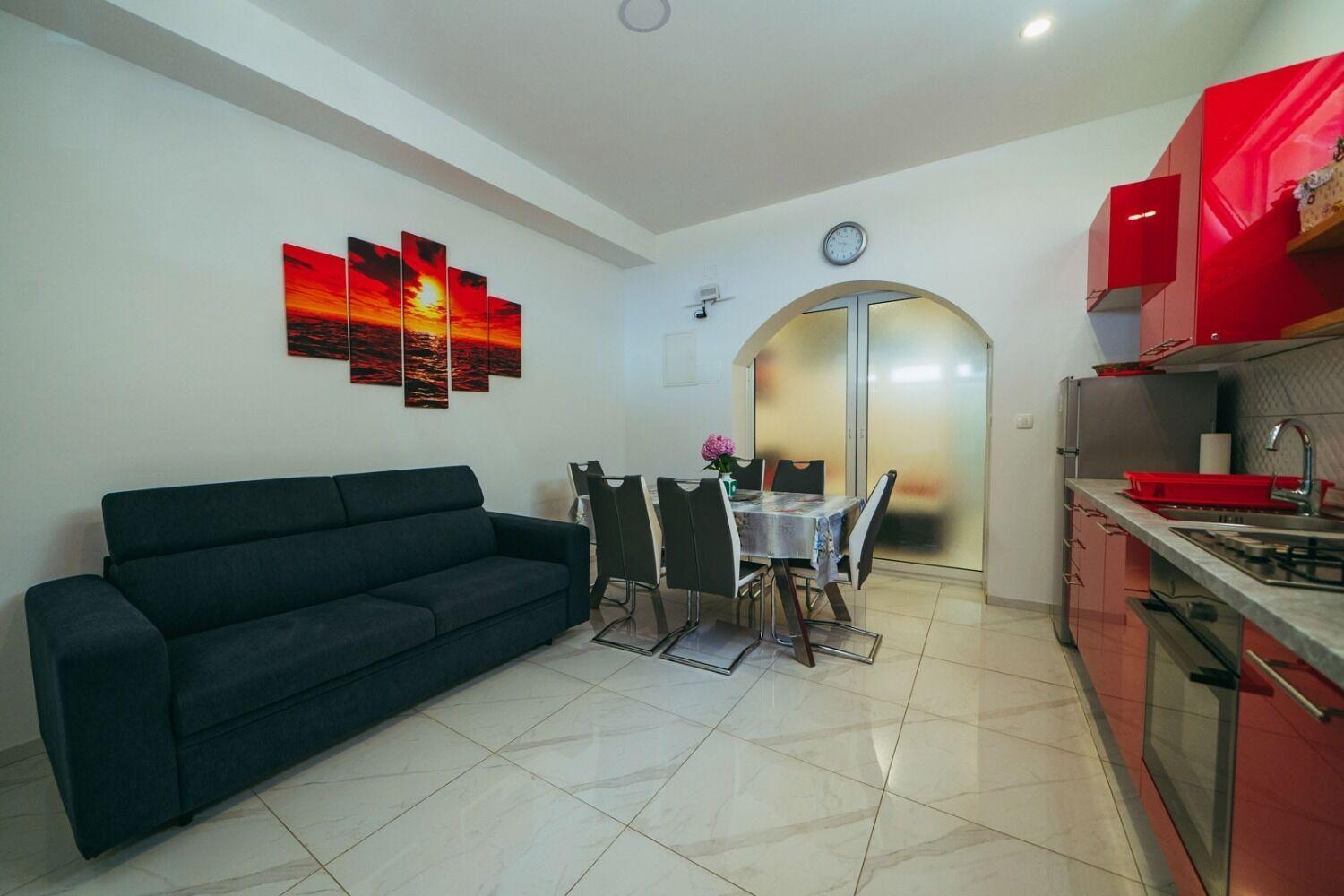 Apartments Lovre - Close To The Sea Brela Esterno foto